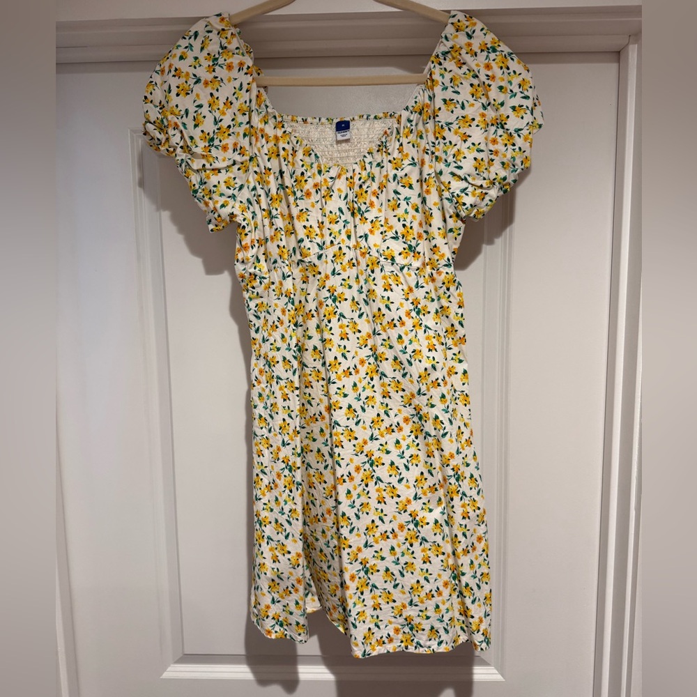 Old Navy Women's Mini Dress in White and Yellow Floral